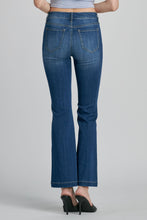 Load image into Gallery viewer, Cello 30in Inseam Jegging Jeans
